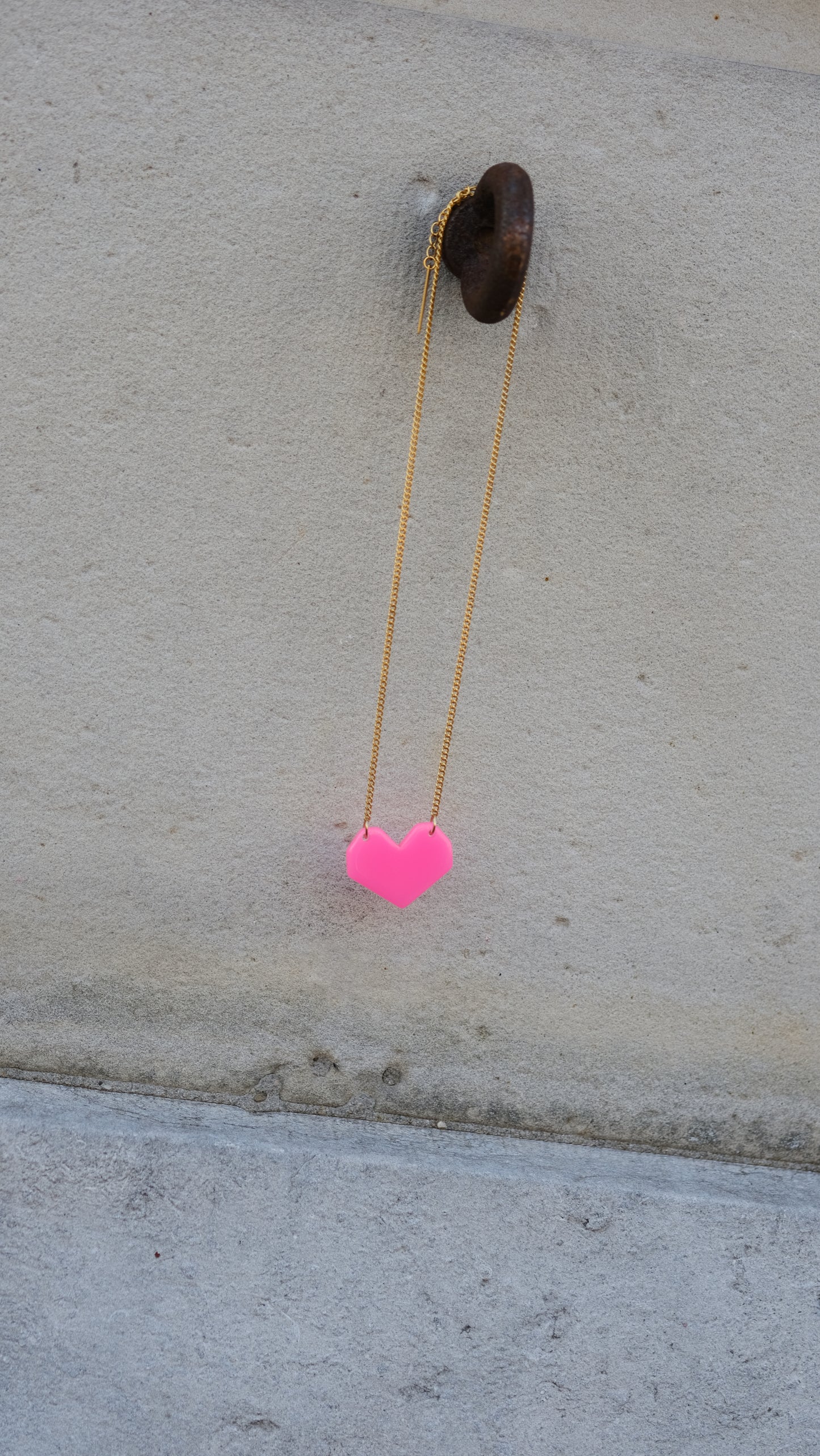 Amour necklace